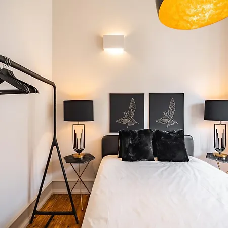 Akicity Sete Rios Joy Apartment